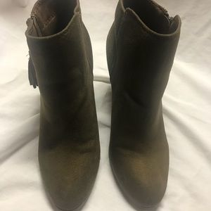 Women’s brown ankle boots